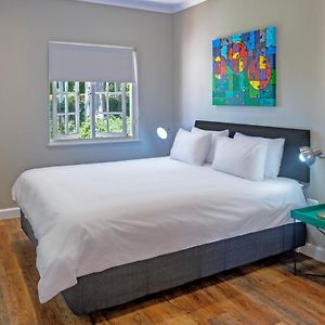 Standard Zimmer mit Kingsize-Bett